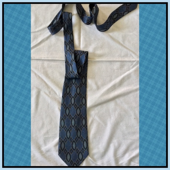 Paco Rabanne silk tie geometric oval pattern Italy - Picture 3 of 5